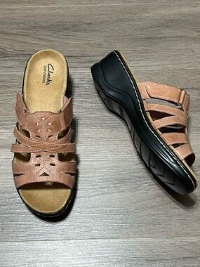 Clarks Bendables Womens 9 Wide Slip On Sandals Pink Black Comfort Adjustable New